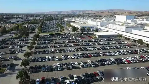 特斯拉美国陷库存危机？交付中心新车爆满难消化！