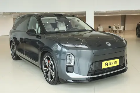 冬季纯电不慌神，全新 ES8 续航达成率亮眼，北方放心开